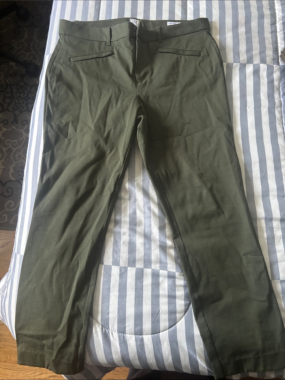 GAP Olive Green Ankle Crop Dress Pants